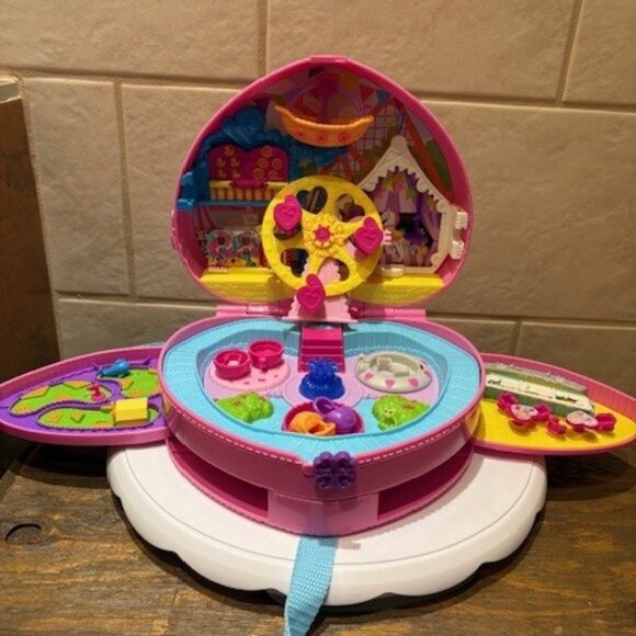 2019 Polly Pocket Tiny Is Mighty Theme Park Backpack - Picture 7 of 11